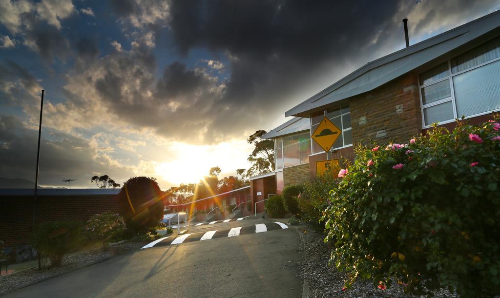 City View Motel Montagu Bay Exterior photo